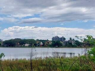 Estudo ambiental avalia cercar Lagoa Itatiaia e “enriquecer” a vegetação Estudo ambiental avalia cercar Lagoa Itatiaia e “enriquecer” a vegetação