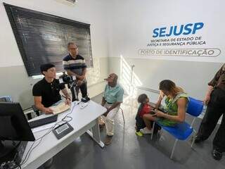 Aos 109 anos, ind&iacute;gena tira o primeiro RG sem sair da aldeia onde nasceu