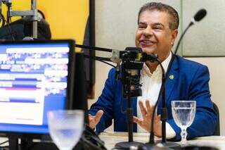 Nelsinho oficializa desistência da reeleição e confirma aliança com Reinaldo Nelsinho oficializa desistência da reeleição e confirma aliança com Reinaldo