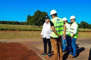 Ministro avalia que aumento do pedágio acompanha obras de R$ 9 bilhões na BR-163 Ministro avalia que aumento do pedágio acompanha obras de R$ 9 bilhões na BR-163