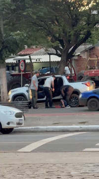 Ap&oacute;s discuss&atilde;o, homem mata namorada a facadas e &eacute; preso tentando fugir
