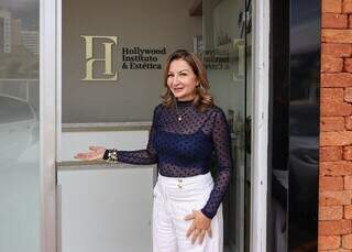 Hollywood celebra 12 anos com Consulta Estética 360° solidária Hollywood celebra 12 anos com Consulta Estética 360° solidária