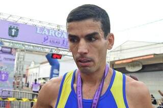 Sargento vence "Corra por Elas" em 16 minutos e dedica corrida à esposa Sargento vence "Corra por Elas" em 16 minutos e dedica corrida à esposa