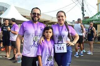 Amiga insistiu por 18 meses e hoje a família inteira cruzou a linha de chegada Amiga insistiu por 18 meses e hoje a família inteira cruzou a linha de chegada