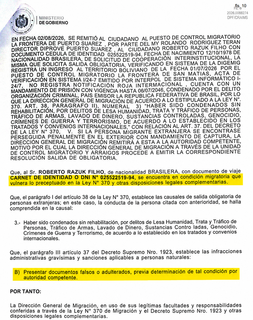 Neno ficou 1 mês na Bolívia, mostrou documento suspeito e foi banido Neno ficou 1 mês na Bolívia, mostrou documento suspeito e foi banido