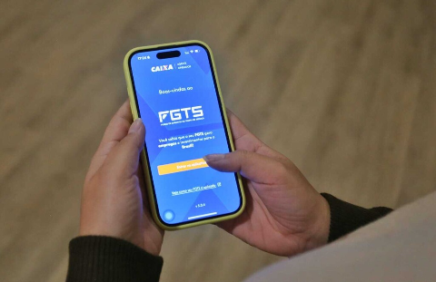 Nascidos em agosto j&aacute; podem retirar parte do FGTS pelo saque-anivers&aacute;rio