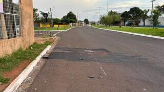 Motociclista morre ao atingir carro e muro na Avenida Fábio Zahran Motociclista morre ao atingir carro e muro na Avenida Fábio Zahran