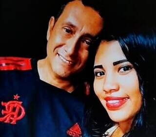 Irm&atilde;o de feminicida viu v&iacute;tima ca&iacute;da na cozinha, mas preferiu n&atilde;o se aproximar