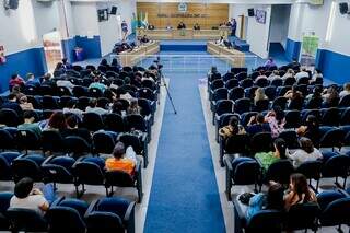 C&acirc;mara abre CPI para investigar verba destinada a transporte de estudantes