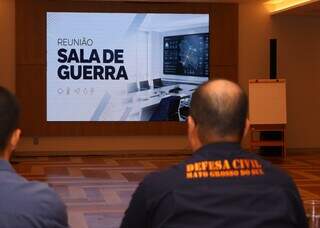 “Sala de Guerra” sobre Super El Niño tem “climão” por falta de propostas “Sala de Guerra” sobre Super El Niño tem “climão” por falta de propostas