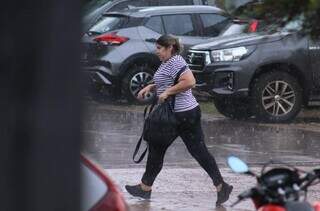 Após calor, chuva retorna a Campo Grande com alerta para ventos fortes Após calor, chuva retorna a Campo Grande com alerta para ventos fortes