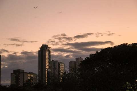 Alerta de tempestade atinge Campo Grande e mais 54 cidades de MS