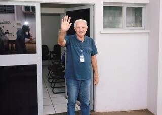 Eduardo e Agenor somam 102 anos de trabalho na mesma empresa Eduardo e Agenor somam 102 anos de trabalho na mesma empresa