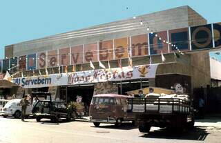 Fonte gigante fez supermercado em 1973 virar passeio campo-grandense Fonte gigante fez supermercado em 1973 virar passeio campo-grandense