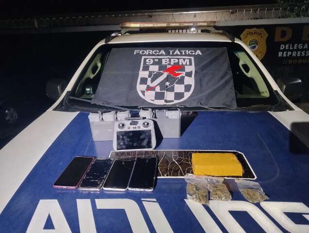 Quadrilha &eacute; presa com drone e maconha antes de arremesso em pres&iacute;dio
