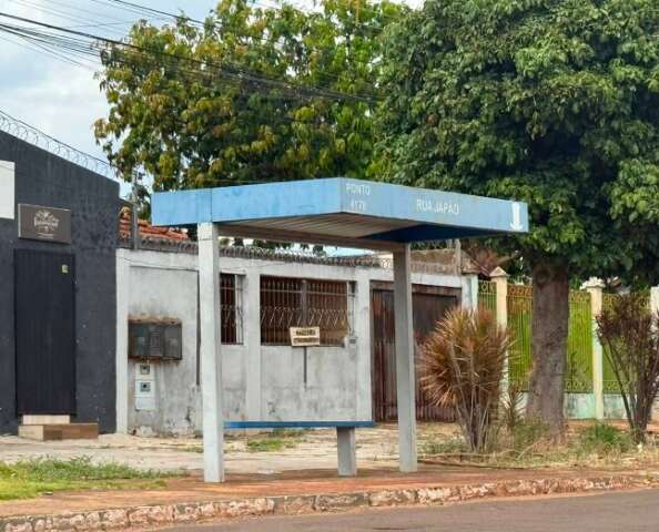 Linha de &ocirc;nibus mais antiga da Capital leva a bairro onde sossego virou saudade 