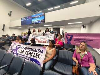 &ldquo;No papel, tudo lindo&rdquo;: pacientes com fibromialgia cobram aplica&ccedil;&atilde;o de leis