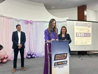 Adriane relata violência política e reforça combate à violência contra mulheres Adriane relata violência política e reforça combate à violência contra mulheres