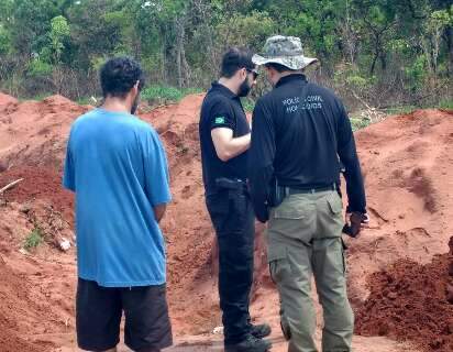 Primeiro corpo do &ldquo;cemit&eacute;rio de Nando&rdquo; est&aacute; sem identifica&ccedil;&atilde;o h&aacute; 10 anos 