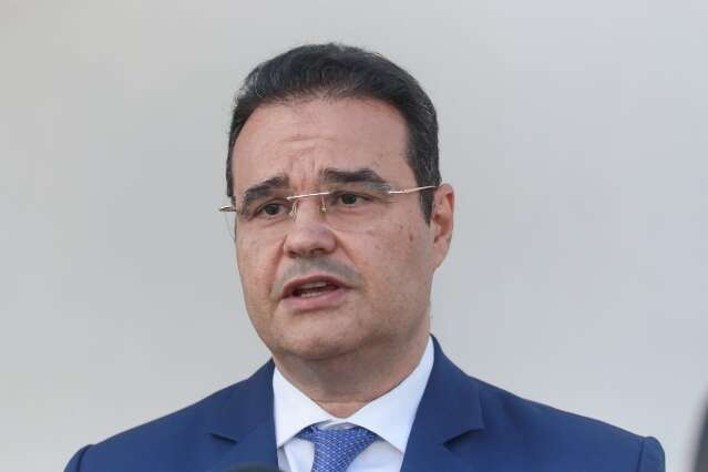 F&aacute;bio Trad prop&otilde;e revis&atilde;o de incentivos fiscais em plano de governo com 13 eixos