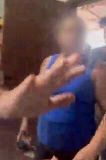 Mulher que deu garrafada ap&oacute;s briga de tr&acirc;nsito vai ter que pagar R$ 5 mil