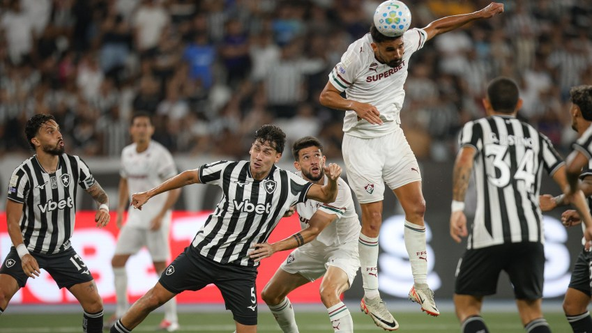 Fluminense segura Botafogo no clássico e Coritiba bate a Chapecoense