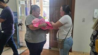Casal que sequestrou bebê é expulso do Paraguai e entregue à PF Casal que sequestrou bebê é expulso do Paraguai e entregue à PF