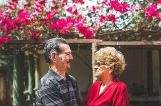 Casados há 70 anos, Hilda e Antenor renovaram votos de amor pela 5ª vez Casados há 70 anos, Hilda e Antenor renovaram votos de amor pela 5ª vez