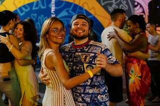 Nada de s&oacute; sertanejo: forr&oacute; tamb&eacute;m lota bar e vira ritmo queridinho