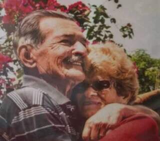 Casados há 70 anos, Hilda e Antenor renovaram votos de amor pela 5ª vez Casados há 70 anos, Hilda e Antenor renovaram votos de amor pela 5ª vez