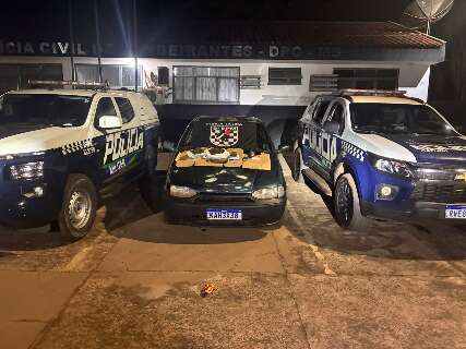 Integrantes do Comando Vermelho s&atilde;o presos com droga e carro adulterado