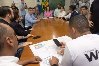 Prefeitura planeja financiar R$ 433 milhões para novo pacote de asfalto Prefeitura planeja financiar R$ 433 milhões para novo pacote de asfalto