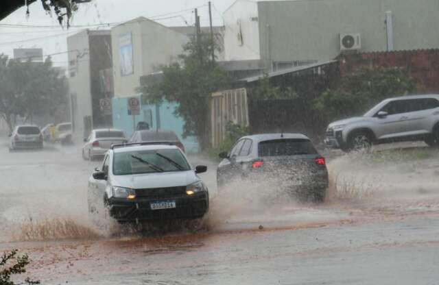 Ap&oacute;s chuva, Campo Grande ter&aacute; 6 dias de alerta para umidade baixa