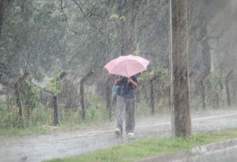 Capital registra 55,6 mm de chuva nesta segunda-feira e lidera acumulado em MS