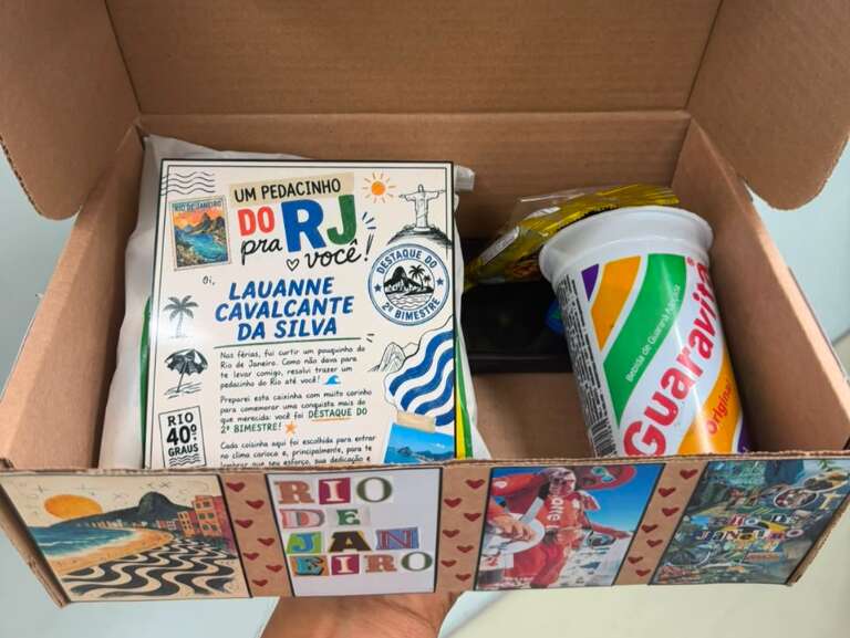 “Me leva também”: professor transforma viagem ao Rio em presente para alunos