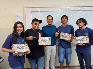 &ldquo;Me leva tamb&eacute;m&rdquo;: professor transforma viagem ao Rio em presente para alunos