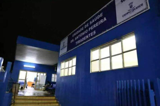 Homem &eacute; baleado na cabe&ccedil;a ap&oacute;s dupla invadir quintal de casa