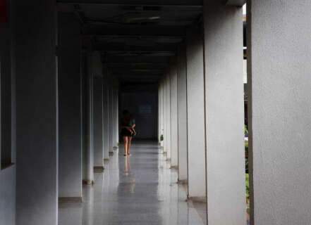 Mulher escapa ap&oacute;s uma semana em c&aacute;rcere e homem &eacute; preso em Campo Grande
