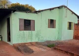 Modelo mostra resultado da casa que reformou com o irmão para a mãe Modelo mostra resultado da casa que reformou com o irmão para a mãe