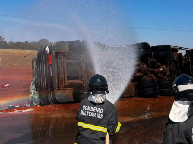 BR-436 &eacute; liberada ap&oacute;s 30 horas de bloqueio por vazamento de etanol