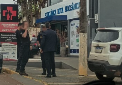 Opera&ccedil;&atilde;o mostra que beb&ecirc; e pacientes mortos assinaram lista de atendimentos 