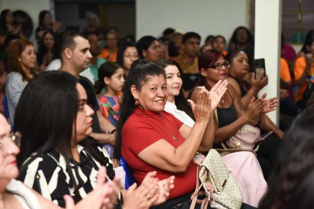 De adolescente a imigrante, cursos unem hist&oacute;rias em busca de oportunidades