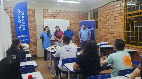 Curso de &ldquo;marido de aluguel&rdquo; tem professora mulher e longa fila de espera