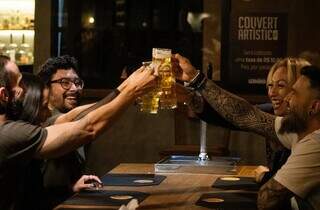 Germ&acirc;nia: boteco com estilo, chope trincando e Happy Hour de verdade