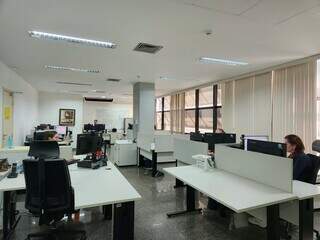 Com candidaturas 100% digital, plantão do TRE-MS vira SOS de última hora Com candidaturas 100% digital, plantão do TRE-MS vira SOS de última hora