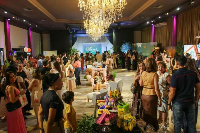 Depois que o beb&ecirc; nasce, quem olha para o corpo e a sa&uacute;de da m&atilde;e?