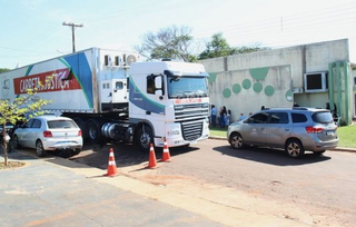Carreta da Justiça leva serviços gratuitos a Juti e Laguna Carapã Carreta da Justiça leva serviços gratuitos a Juti e Laguna Carapã