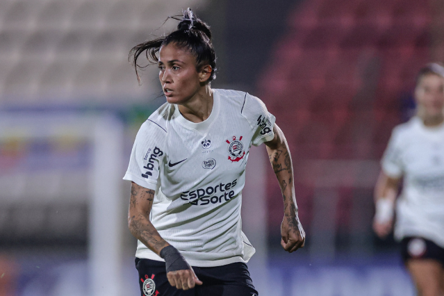 Corinthians empata com Bahia e Fluminense goleia Am&eacute;rica-MG