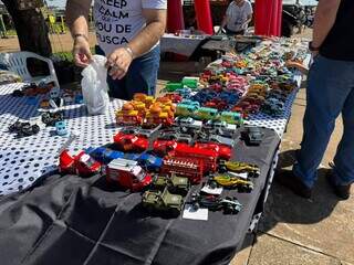 Gastam uma fortuna, mas garantem que paixão por carro antigo compensa Gastam uma fortuna, mas garantem que paixão por carro antigo compensa