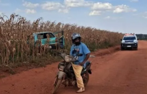 Motorista perde controle da dire&ccedil;&atilde;o e morre ao capotar carro com filhos